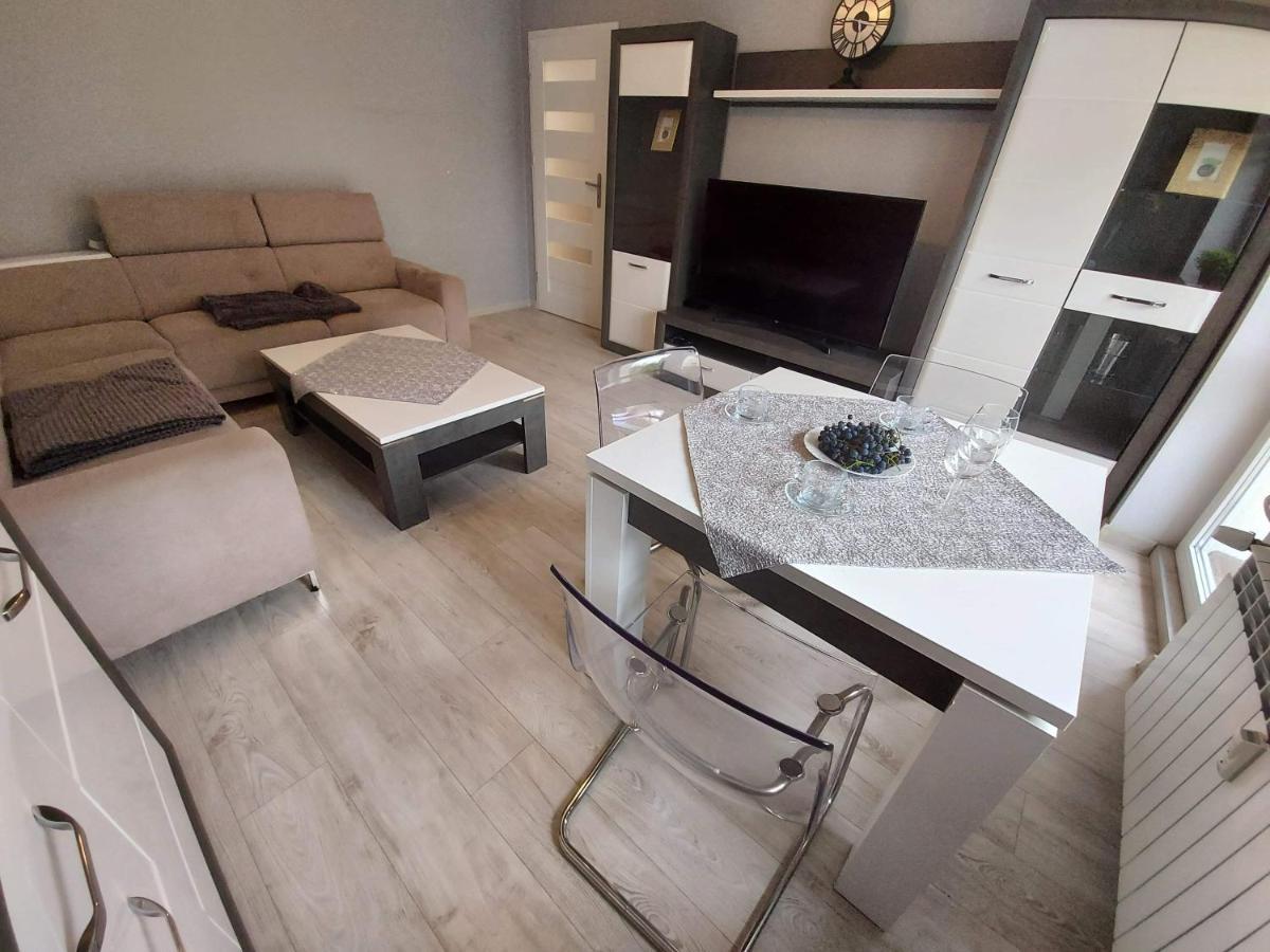 Apartament Ogrody/Jezyce Poznaň Exteriér fotografie